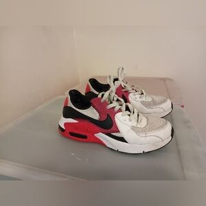 Women White and Red Athletic Shoes